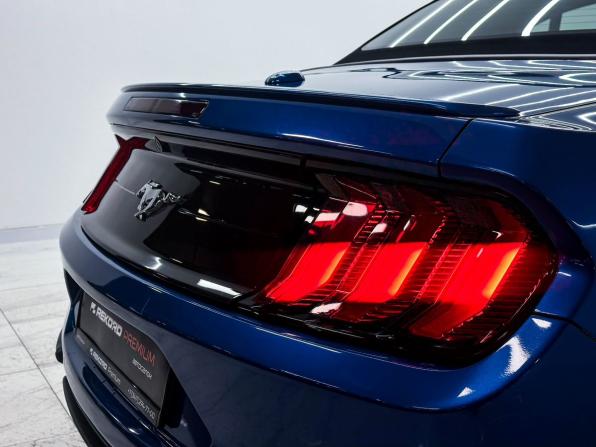 Ford Mustang VI Рестайлинг с пробегом 2019 года, цена 3 200 000 рублей, 120100 км, кабриолет, Автокод Объявления