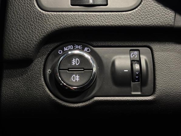 Opel Insignia I Рестайлинг с пробегом 2014 года, цена 1 049 000 рублей, 170000 км, седан, Автокод Объявления
