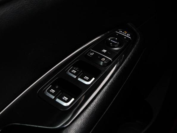 Kia Optima IV Рестайлинг с пробегом 2019 года, цена 1 225 000 рублей, 343032 км, седан, Автокод Объявления