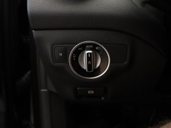 Mercedes-Benz GLA I (X156) с пробегом 2017 года, цена 1 990 000 рублей, 120850 км, внедорожник, Автокод Объявления
