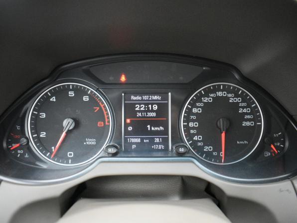 Audi Q5 I (8R) с пробегом 2010 года, цена 1 179 000 рублей, 178900 км, внедорожник, Автокод Объявления