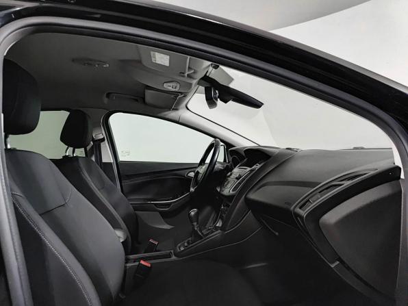 Ford Focus III Рестайлинг с пробегом 2017 года, цена 929 000 рублей, 221615 км, седан, Автокод Объявления