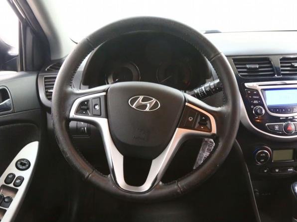 Hyundai Solaris I с пробегом 2012 года, цена 756 000 рублей, 138000 км, хэтчбек, Автокод Объявления