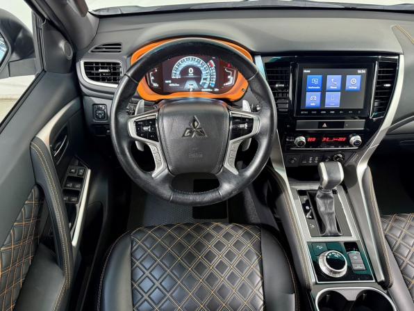 Mitsubishi Montero Sport III Рестайлинг с пробегом 2022 года, цена 3 819 800 рублей, 68000 км, внедорожник, Автокод Объявления