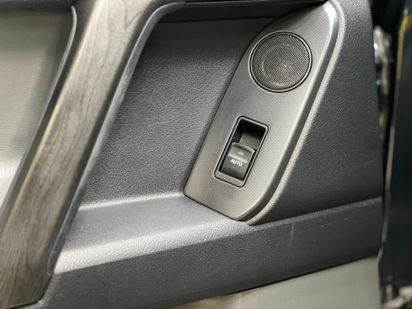 Toyota Land Cruiser Prado 150 Series с пробегом 2010 года, цена 2 590 000 рублей, 316000 км, внедорожник, Автокод Объявления