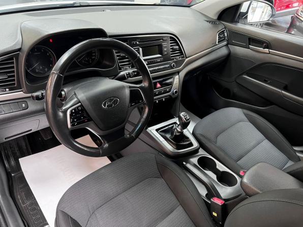 Hyundai Elantra VI (AD) с пробегом 2017 года, цена 1 345 000 рублей, 143827 км, седан, Автокод Объявления