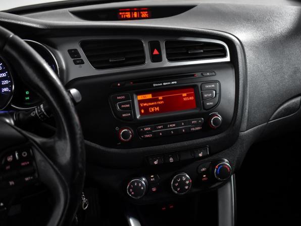 Kia Ceed II с пробегом 2013 года, цена 690 000 рублей, 203093 км, универсал, Автокод Объявления