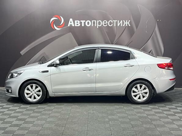 Kia Rio III Рестайлинг с пробегом 2016 года, цена 1 090 000 рублей, 97000 км, седан, Автокод Объявления
