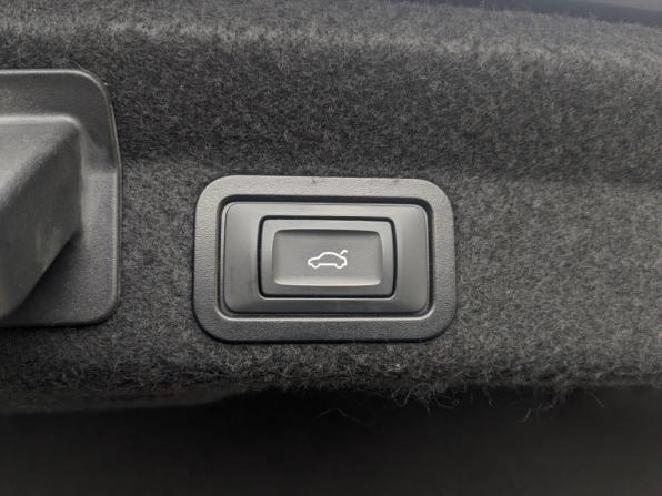 Audi A6 V (C8) с пробегом 2019 года, цена 3 545 000 рублей, 74508 км, седан, Автокод Объявления