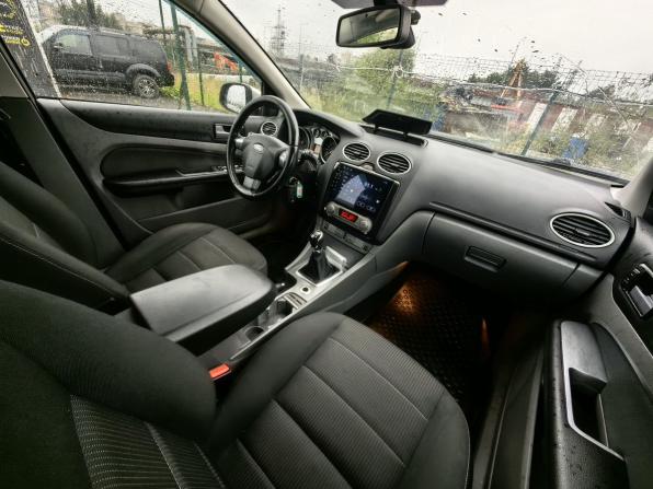Ford Focus II Рестайлинг с пробегом 2010 года, цена 279 000 рублей, 398559 км, универсал, Автокод Объявления