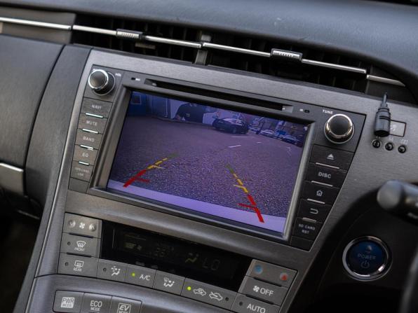 Toyota Prius III Рестайлинг (XW30) с пробегом 2012 года, цена 1 199 000 рублей, 282408 км, лифтбек, Автокод Объявления