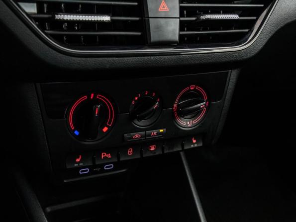 Volkswagen Polo VI с пробегом 2021 года, цена 1 499 000 рублей, 85977 км, лифтбек, Автокод Объявления