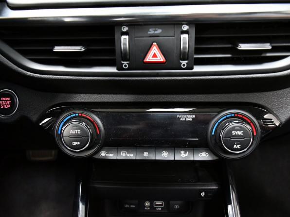 Kia K3 II с пробегом 2019 года, цена 1 735 000 рублей, 147113 км, седан, Автокод Объявления