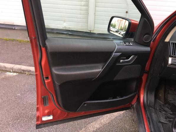 Land Rover Freelander II Рестайлинг с пробегом 2010 года, цена 949 000 рублей, 173261 км, внедорожник, Автокод Объявления
