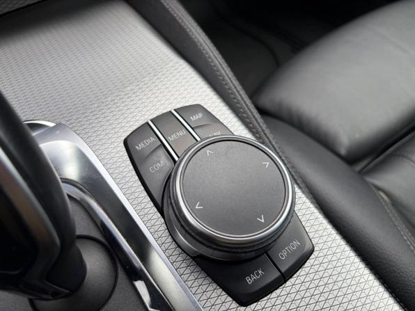 BMW 5 серии VII (G30/G31/G38) с пробегом 2019 года, цена 3 095 000 рублей, 201494 км, седан, Автокод Объявления