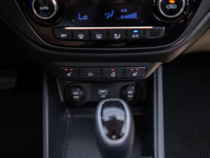 Hyundai Solaris II Сочи  - изображение 16