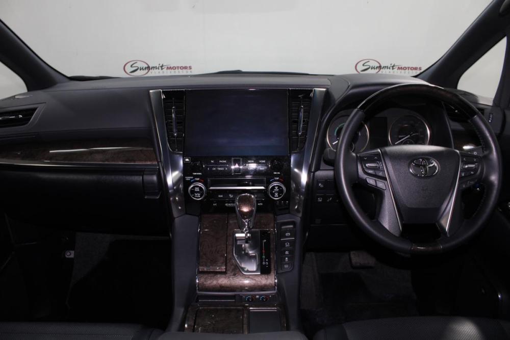 Toyota Alphard III Рестайлинг Владивосток  - изображение 17
