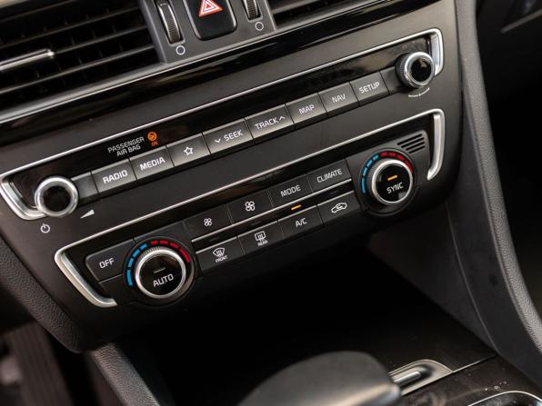 Kia Optima IV Рестайлинг с пробегом 2019 года, цена 1 600 000 рублей, 148100 км, седан, Автокод Объявления