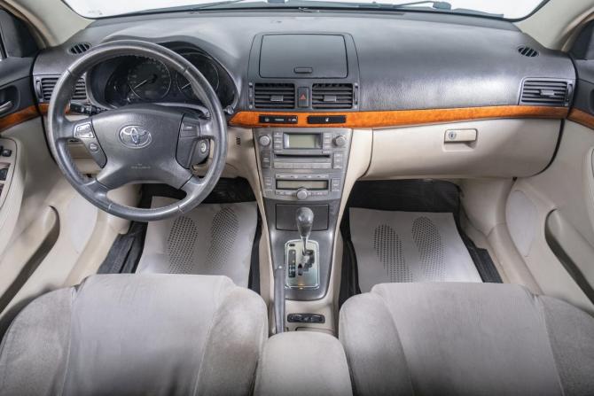 Toyota Avensis II с пробегом 2008 года, цена 939 000 рублей, 300000 км, седан, Автокод Объявления