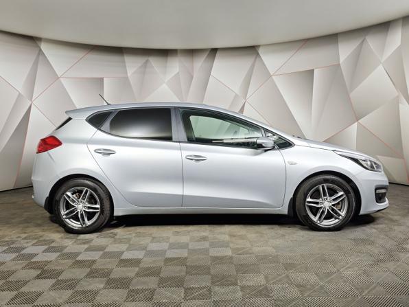 Kia Ceed II Рестайлинг с пробегом 2016 года, цена 1 298 000 рублей, 94241 км, хэтчбек, Автокод Объявления