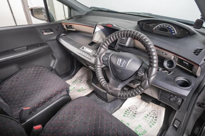 Honda Freed I Рестайлинг с пробегом 2011 года, цена 1 399 000 рублей, 115000 км, компактвэн, Автокод Объявления