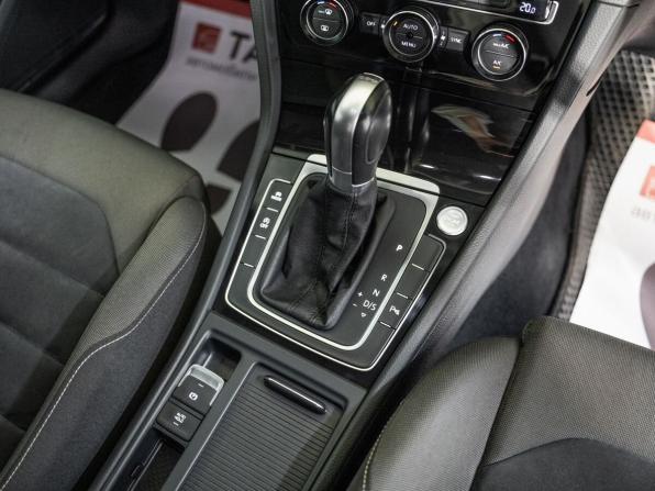 Volkswagen Golf VII с пробегом 2014 года, цена 1 350 000 рублей, 97829 км, универсал, Автокод Объявления