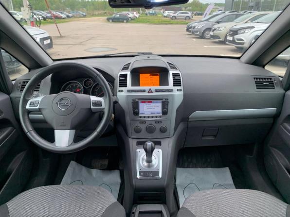 Opel Zafira B Рестайлинг с пробегом 2012 года, цена 788 000 рублей, 80077 км, компактвэн, Автокод Объявления