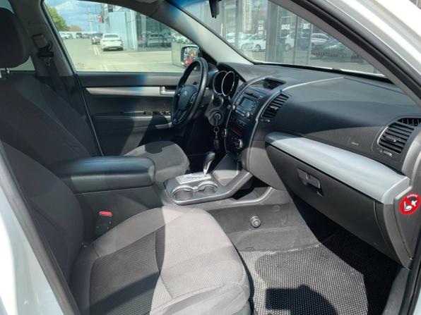 Kia Sorento II с пробегом 2011 года, цена 1 250 000 рублей, 350265 км, внедорожник, Автокод Объявления