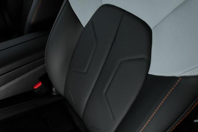 Новый Omoda C5 II 2026 года, цена 2 822 630 рублей, внедорожник, Автокод Объявления