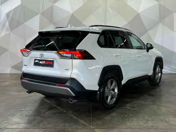 Toyota RAV4 V (XA50) с пробегом 2020 года, цена 2 450 000 рублей, 255413 км, внедорожник, Автокод Объявления