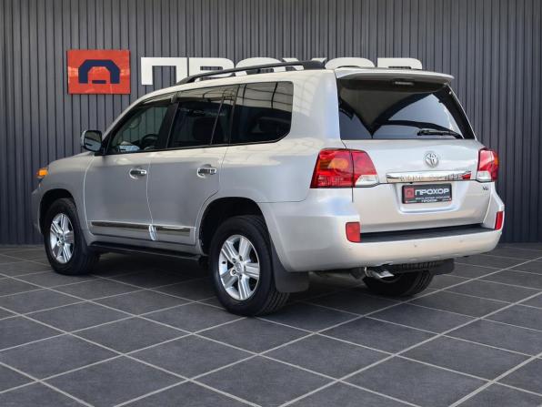 Toyota Land Cruiser 200 Series с пробегом 2012 года, цена 3 767 000 рублей, 162767 км, внедорожник, Автокод Объявления