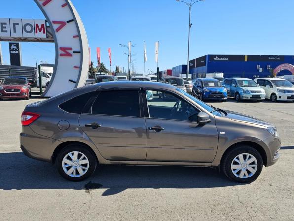 Lada (ВАЗ) Granta I Рестайлинг с пробегом 2021 года, цена 699 995 рублей, 57200 км, хэтчбек, Автокод Объявления