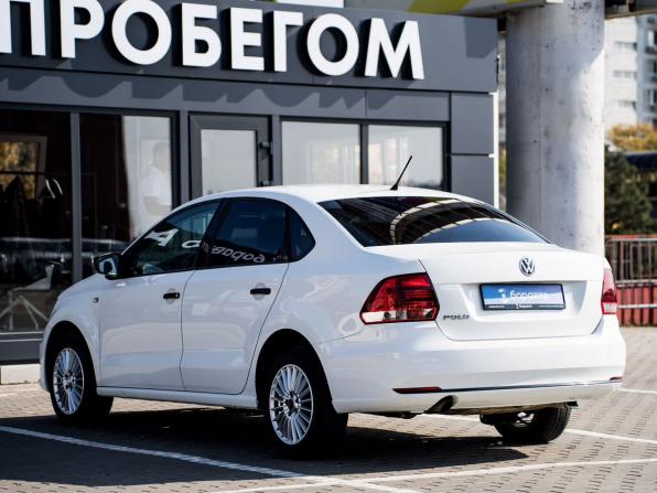 Volkswagen Polo V Рестайлинг с пробегом 2016 года, цена 1 212 000 рублей, 121900 км, седан, Автокод Объявления