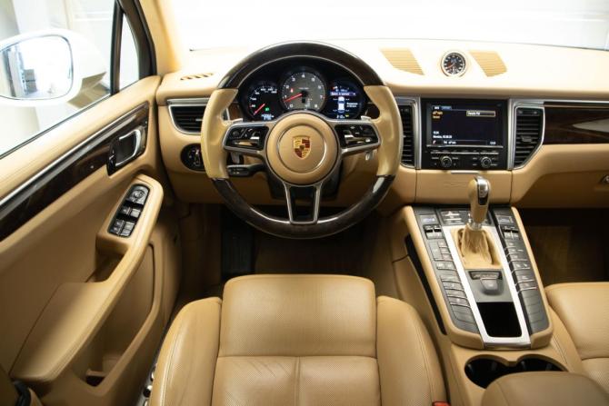 Porsche Macan I с пробегом 2014 года, цена 2 799 000 рублей, 140000 км, внедорожник, Автокод Объявления