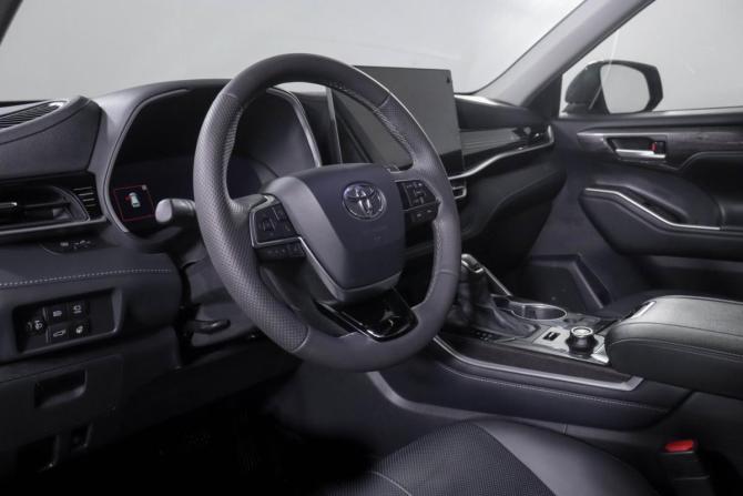 Toyota Highlander IV (XU70) с пробегом 2026 года, цена 5 449 000 рублей, 22923 км, внедорожник, Автокод Объявления