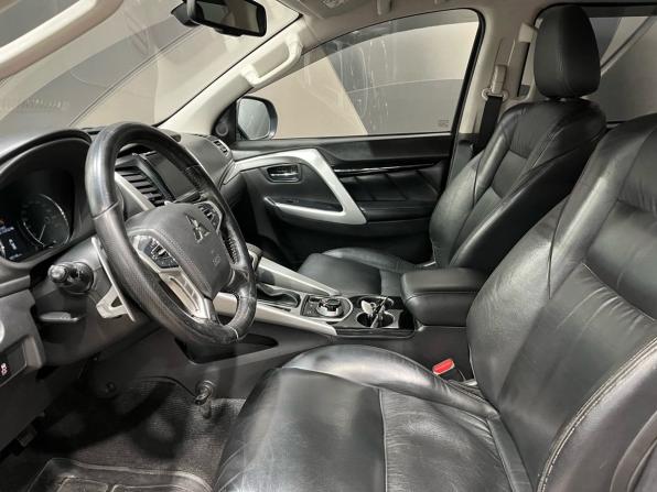 Mitsubishi Pajero Sport III с пробегом 2017 года, цена 2 480 000 рублей, 185145 км, внедорожник, Автокод Объявления