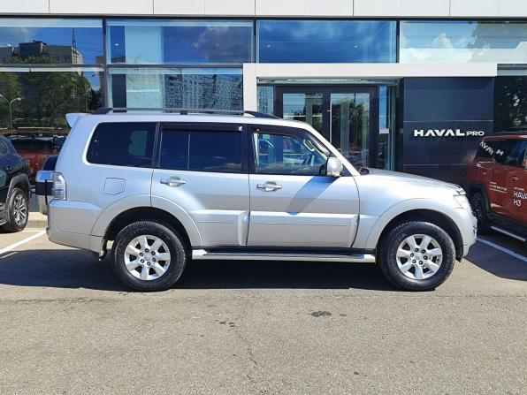 Mitsubishi Pajero IV Рестайлинг 2 с пробегом 2019 года, цена 3 419 000 рублей, 173415 км, внедорожник, Автокод Объявления