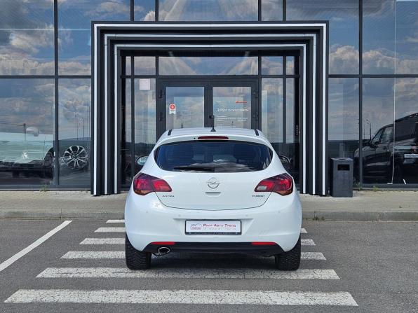 Opel Astra J с пробегом 2012 года, цена 520 000 рублей, 160500 км, хэтчбек, Автокод Объявления
