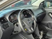 Volkswagen Polo V Рестайлинг Оренбург  - изображение 27