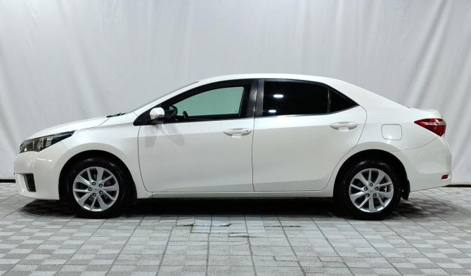 Toyota Corolla XI (E160 E170 E180) с пробегом 2014 года, цена 1 350 000 рублей, 135121 км, седан, Автокод Объявления