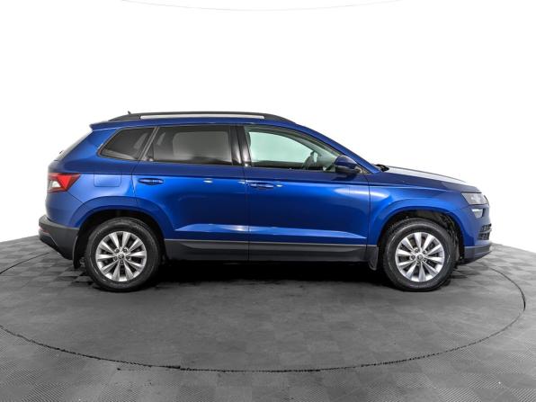 Skoda Karoq I с пробегом 2021 года, цена 2 595 000 рублей, 69767 км, внедорожник, Автокод Объявления