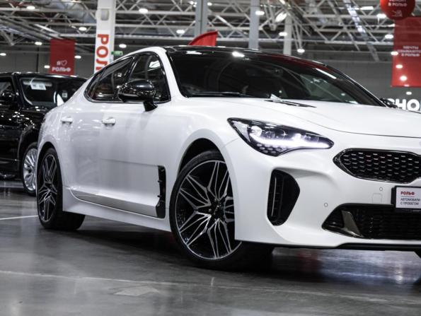 Kia Stinger I Рестайлинг с пробегом 2023 года, цена 3 850 000 рублей, 44521 км, лифтбек, Автокод Объявления