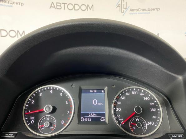 Volkswagen Tiguan I Рестайлинг с пробегом 2013 года, цена 1 389 000 рублей, 224588 км, внедорожник, Автокод Объявления