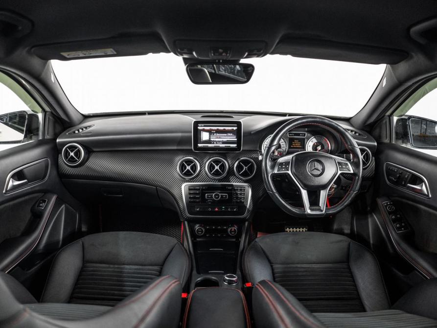 Mercedes-Benz A-Класс III (W176) Иркутск  - изображение 8