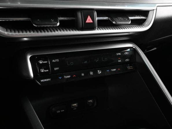 Kia K5 III с пробегом 2021 года, цена 2 089 000 рублей, 112688 км, седан, Автокод Объявления