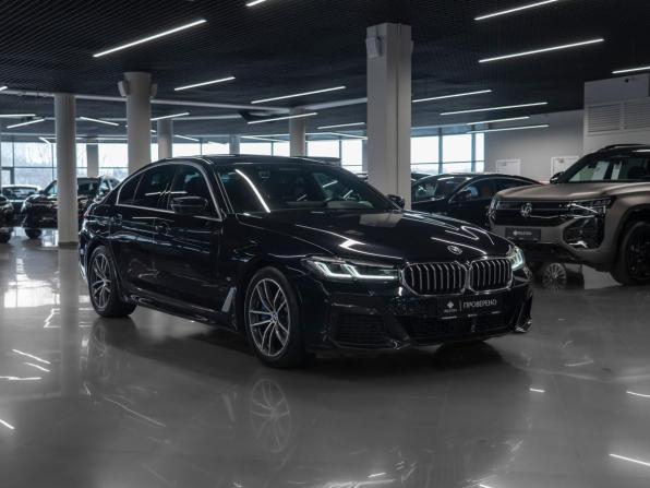 BMW 5 серии VII (G30/G31/G38) Рестайлинг с пробегом 2021 года, цена 4 550 000 рублей, 58630 км, седан, Автокод Объявления