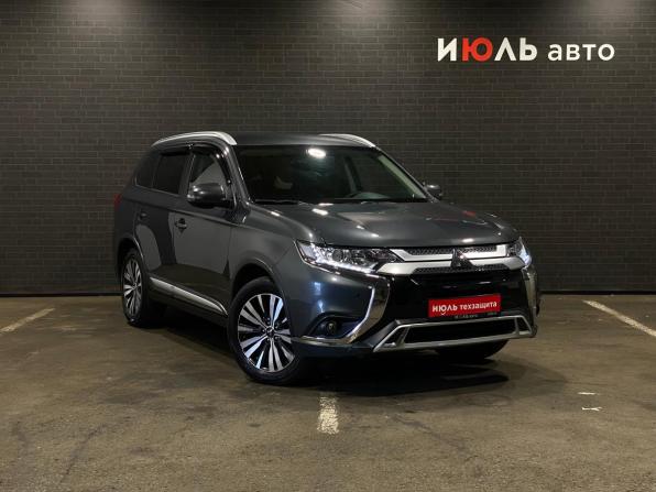 Mitsubishi Outlander III Рестайлинг 3 с пробегом 2019 года, цена 2 635 000 рублей, 57973 км, внедорожник, Автокод Объявления