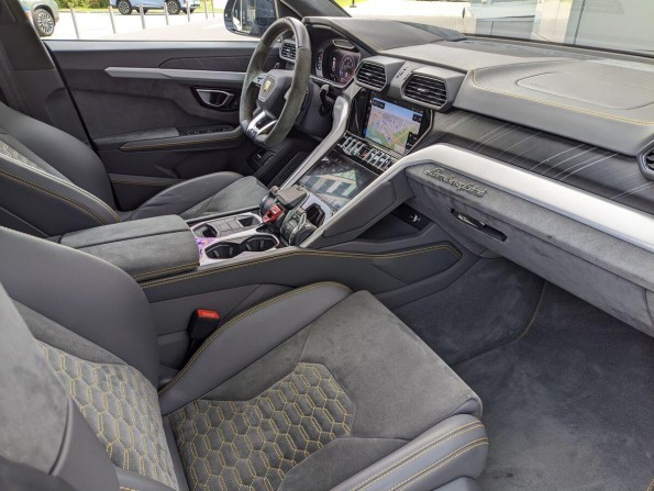 Lamborghini Urus I с пробегом 2021 года, цена 27 000 000 рублей, 35600 км, offers.body_type.unknown, Автокод Объявления