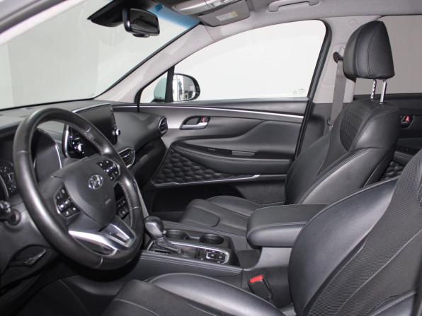 Hyundai Santa Fe IV с пробегом 2018 года, цена 2 759 900 рублей, 138547 км, внедорожник, Автокод Объявления