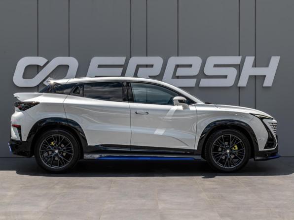 Changan UNI-T I с пробегом 2023 года, цена 2 890 000 рублей, 12412 км, внедорожник, Автокод Объявления